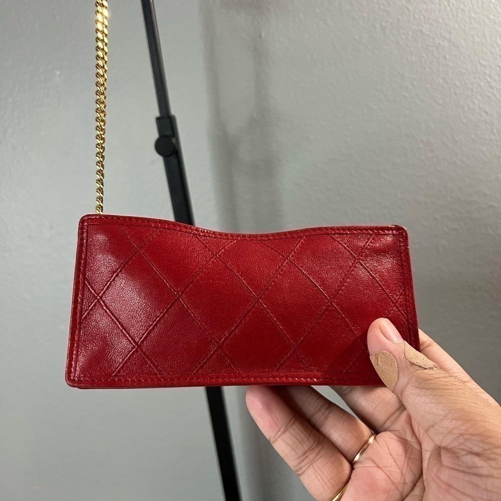 Chanel bicolore quilted matelasse lambskin purse key case - Picture 11 of 16